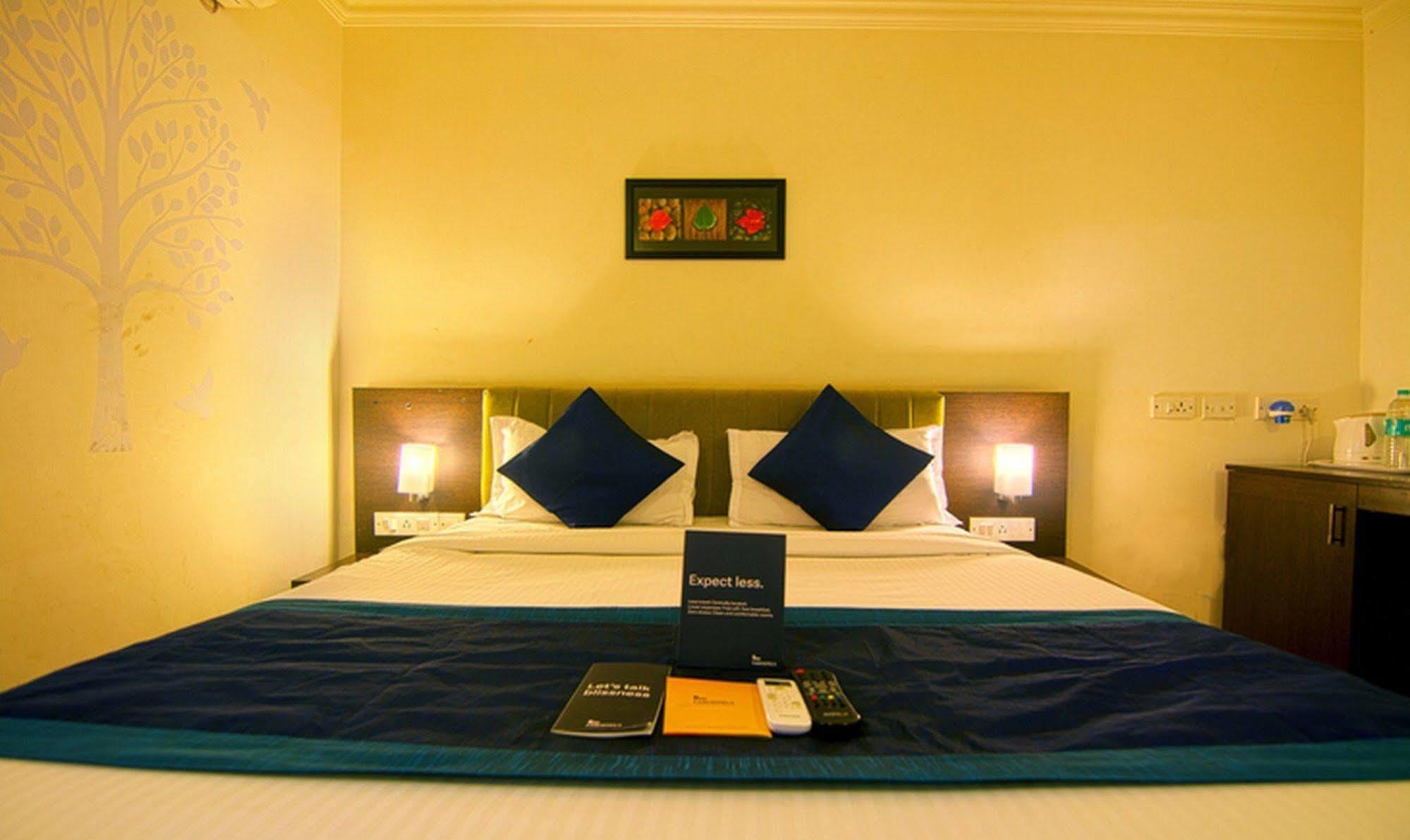 Fabhotel Indiranagar Bangalore Exterior foto